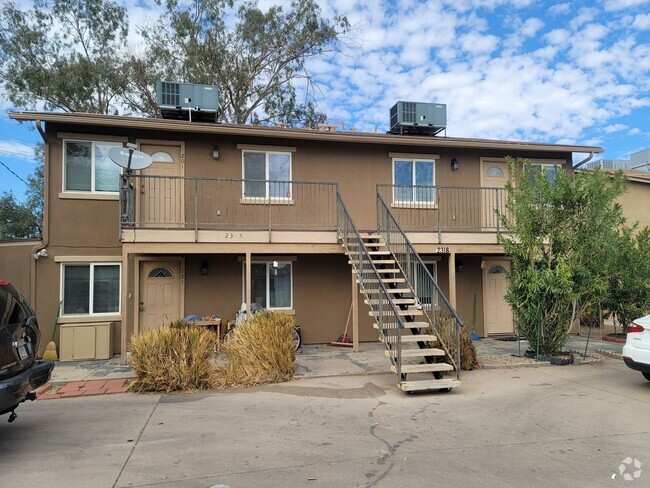 Building Photo - A569 Unit 2318 - 201 Rental