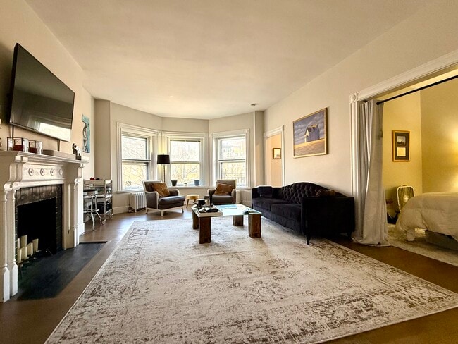 Photo - 475 Beacon St Unidad 4F