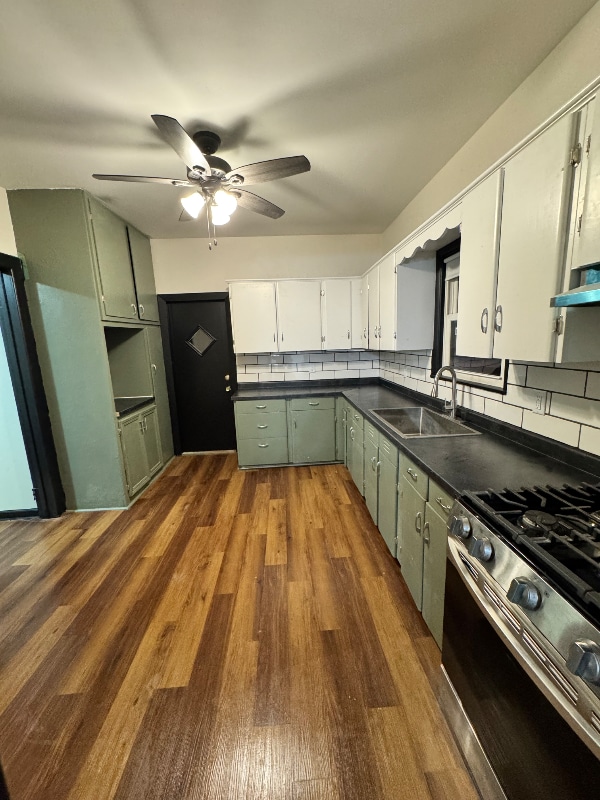 Photo - 2921 93rd St