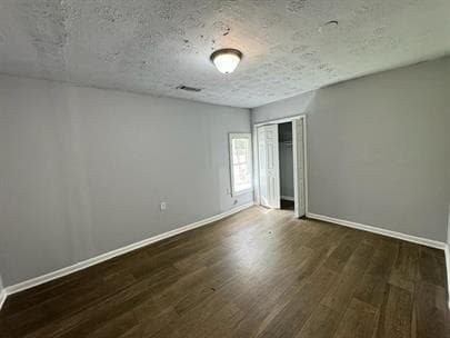 Building Photo - 9 Sutton Rd Rental