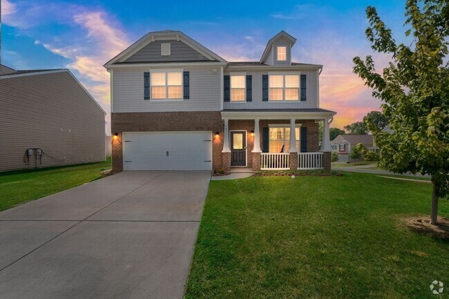 Building Photo - Stunning 4BR House in Charlotte