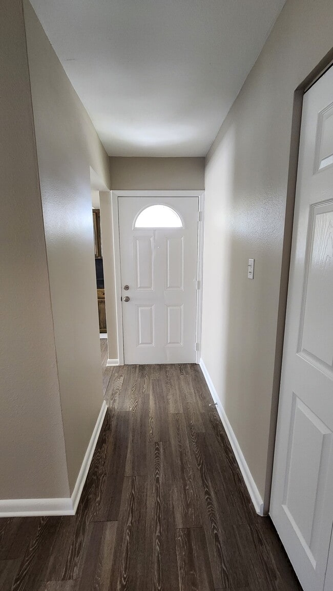 Building Photo - 2907 Dragonwick Dr