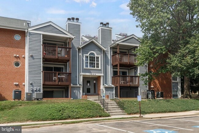 Building Photo - 6800 Rapid Water Way Unit 302