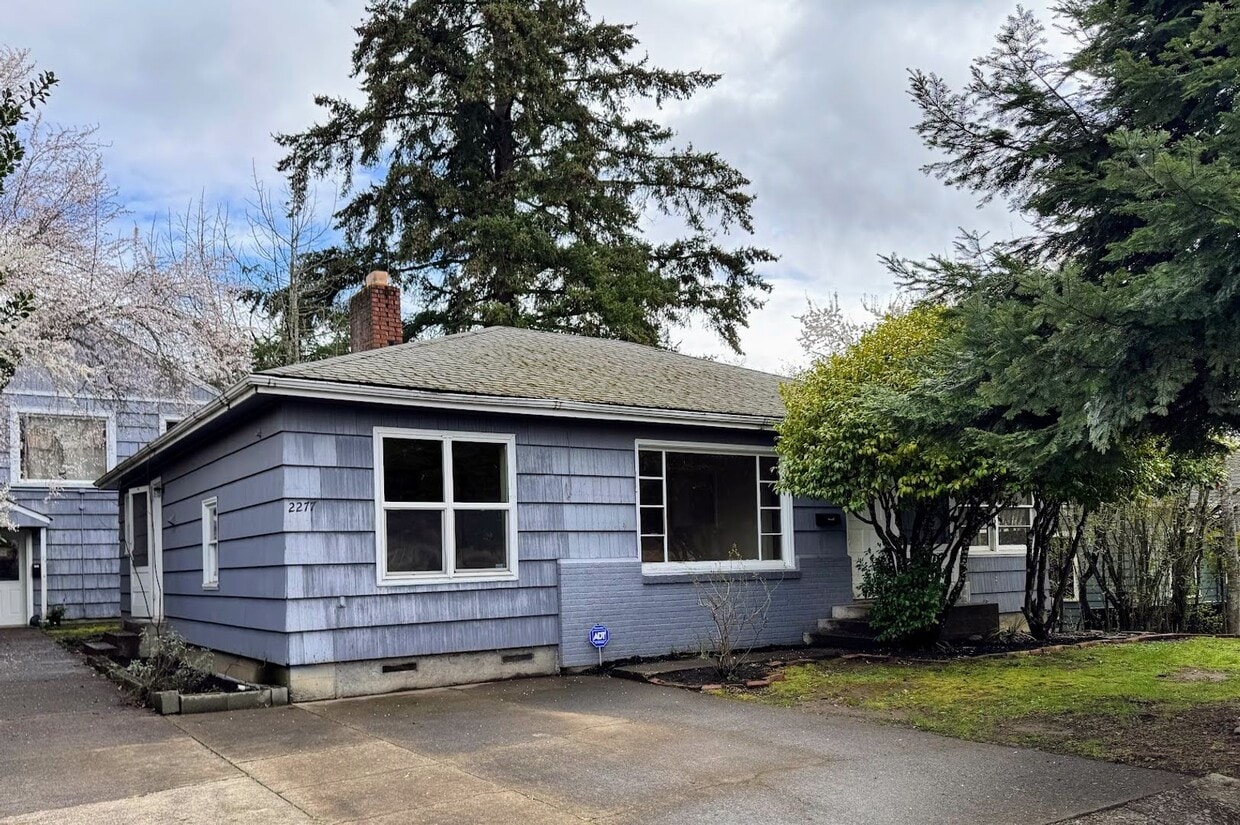 3 Bedroom House in Southwest Eugene - 3 Bedroom House in Southwest Eugene