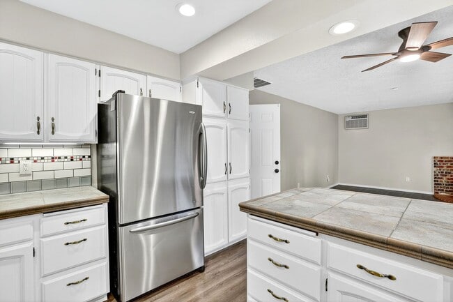 Photo - 13525 SW Roan Ct