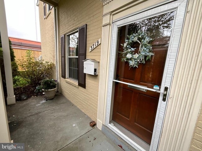 Photo - 3719 Ingalls Ave