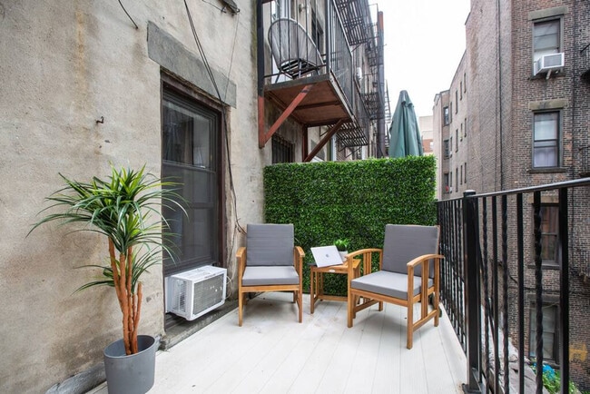 Photo - 697 10th Ave Unidad ID1013711P