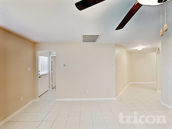 Photo - 709 Totem Trail Dr