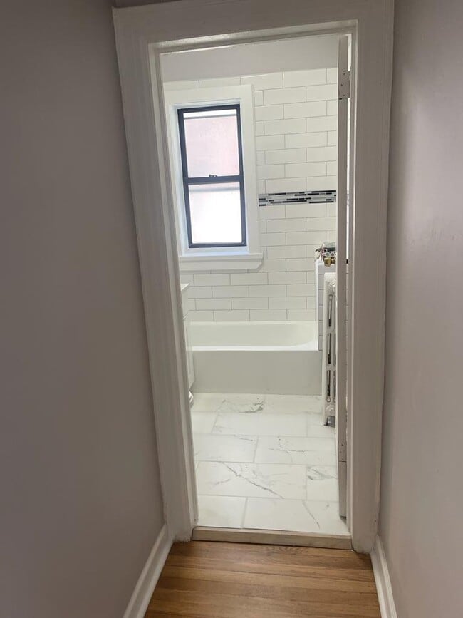 Photo - 689 Sanford Ave Unit 304