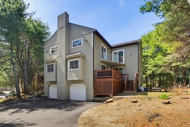 Building Photo - 49 Captain Eames Cir Unit 49