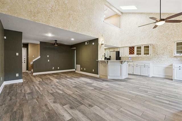 Photo - 7450 Holly Hill Dr Unidad 114