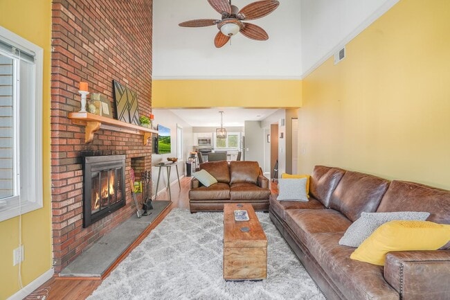 Photo - 125 Stringham Rd Unit 28