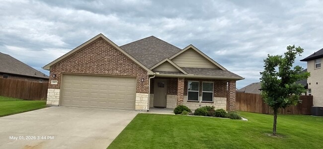 Building Photo - Elegant home in Stonewood Estates