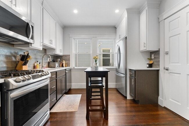 Photo - 16 Hallam St Unit 1
