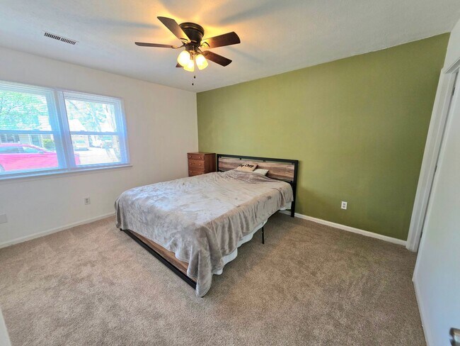 Photo - Move In Ready 3 Bedroom Ranch!