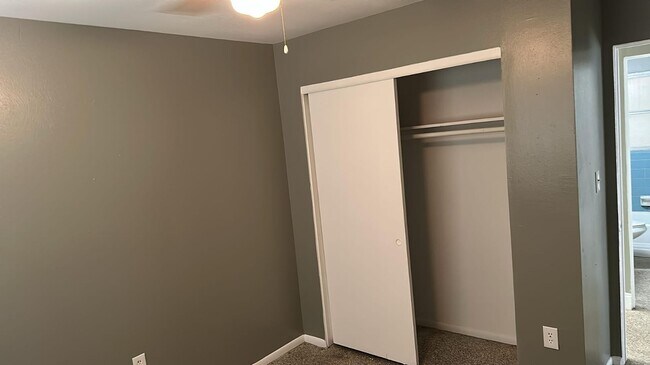 Photo - Beautiful & Cozy 4 bedrooms 2 bathrooms property in Sarasota!