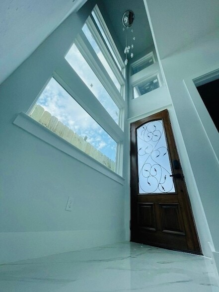 Photo - 8125 St Louis St