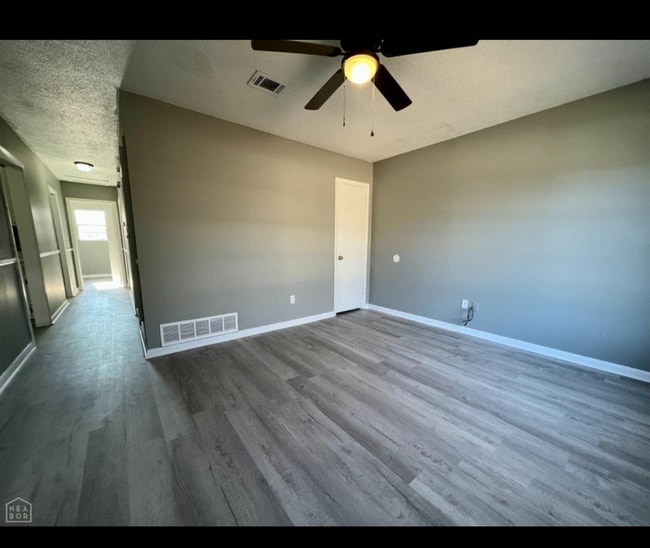 Photo - 3505 Fairview Dr