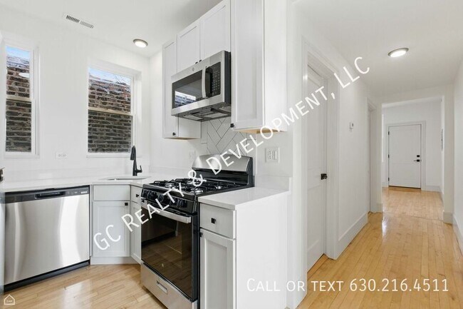Photo - 1928 W 21st St Unit 2R