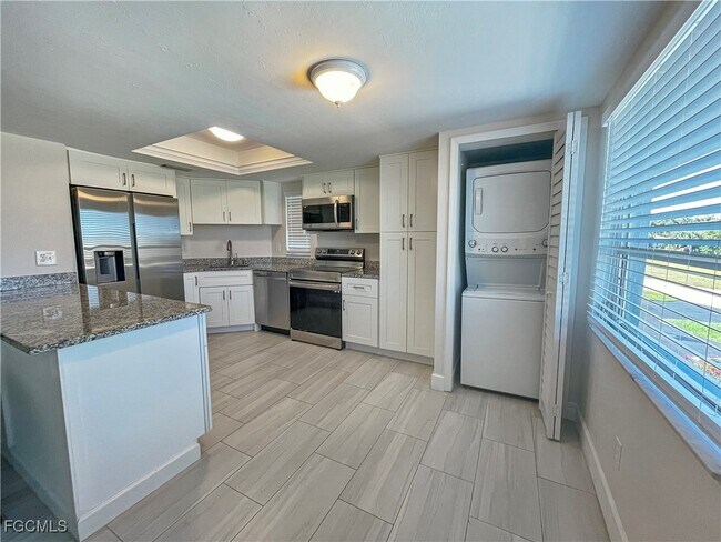 Photo - 5023 SW 16th Pl Unit 202