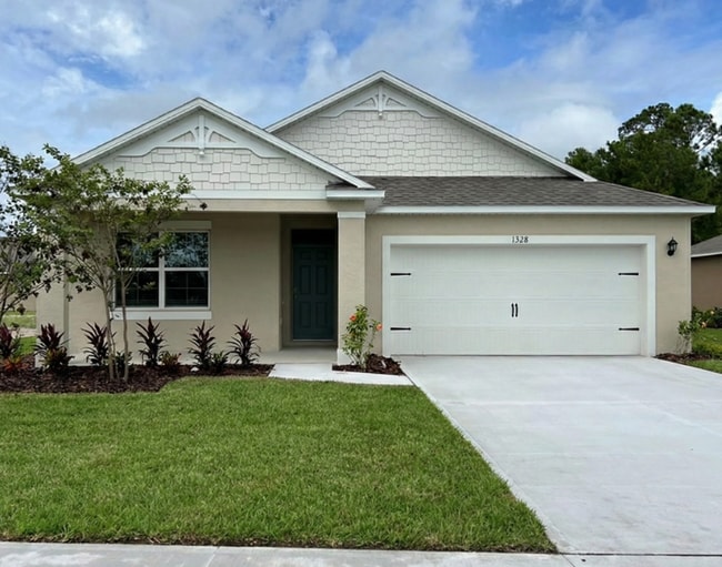 Building Photo - 1328 Lawndale Ct