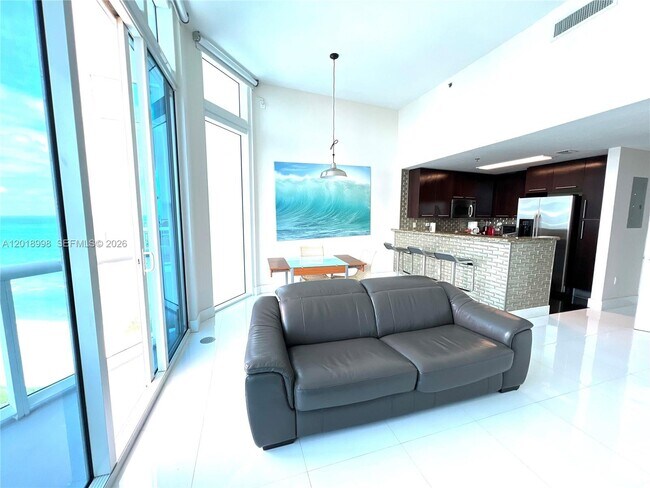 6515 Collins Ave Unit 1801