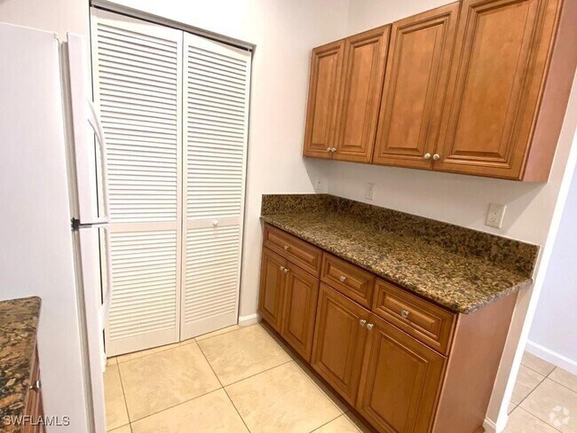 Building Photo - 1830 Florida Club Cir Unit 4201 Rental