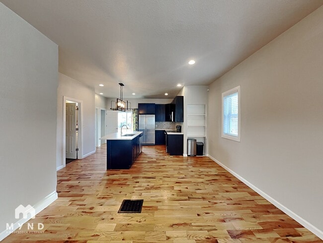 Photo - 2426 S Acoma St