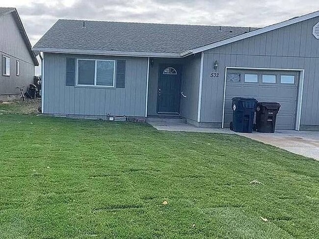 Building Photo - Russell Revocable Trust Duplex Unit 483 - 532