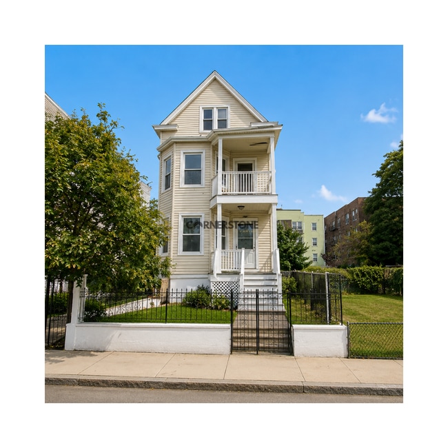 Building Photo - 356 Hamilton Ave Unit 3