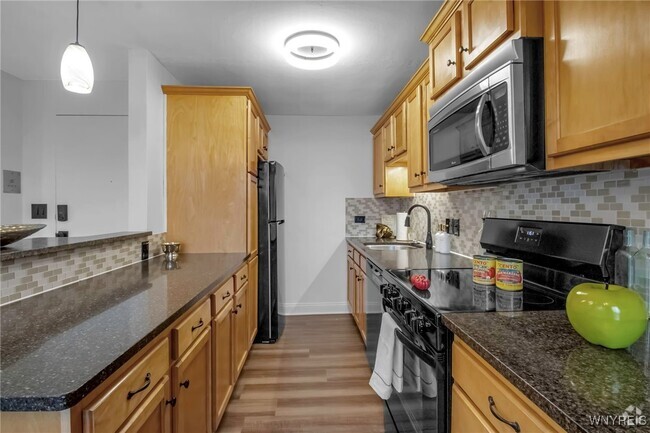 Building Photo - 849 Delaware Ave Rental