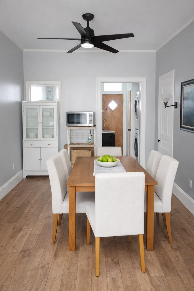 Dinning Room - 931 Edgley St