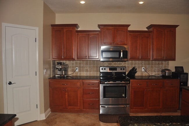 Photo - 560 Hickory Ridge Rd