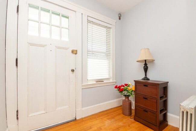Photo - 76 Westglow St Unit 1
