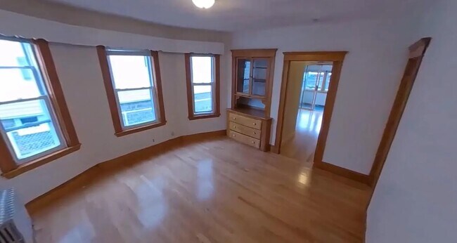 Photo - 96 Conwell Ave Unit 1