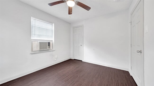 Building Photo - 2503 Delano St