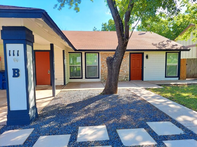 Building Photo - 111 Meteor Dr Unit B