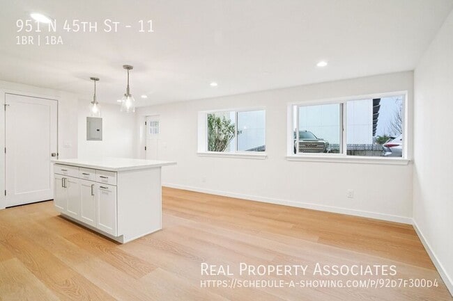 Photo - 951 N 45th St Unit 11