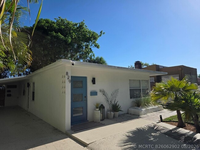 Photo - 829 Macy St