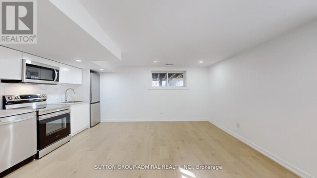 Photo - 118 Clifton Ave