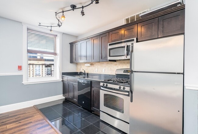 Photo - 110 1st St Unidad 3