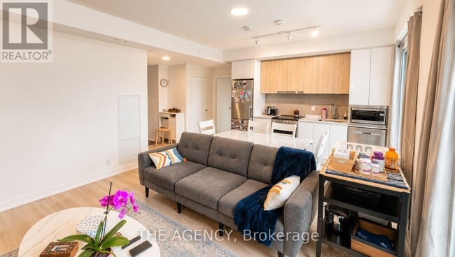 Photo - 30 Upper Mall Wy Unit A622