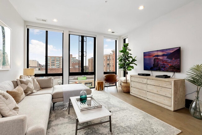 Photo - 1405 W St NW Unit 302