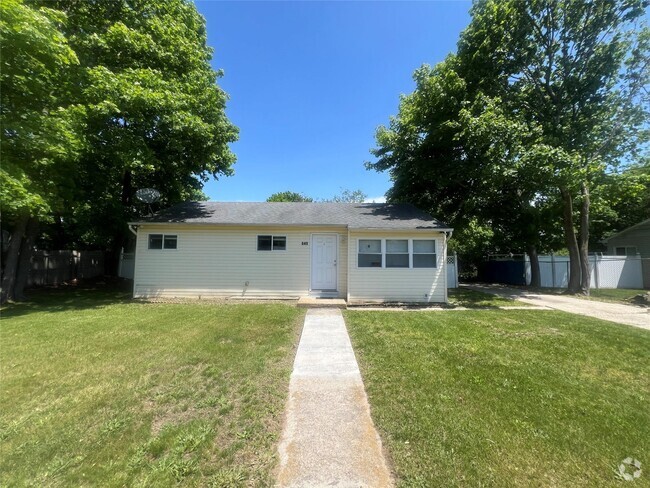 Building Photo - 649 Scherger Ave Rental