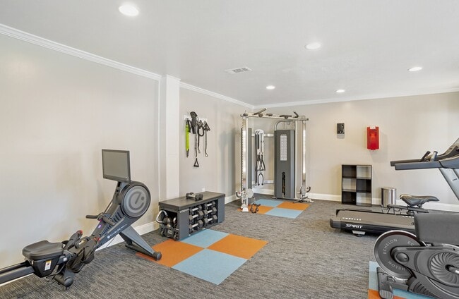 Arbors at Natchez Trace Apartments