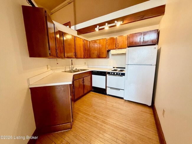 Photo - 1516 Hepburn Ave Unit 4