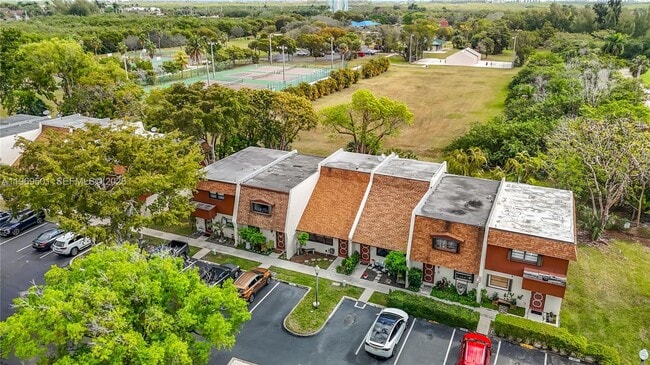 Photo - 2133 N 14th Ave