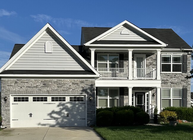 Building Photo - 18714 Lakelands Dr Rental