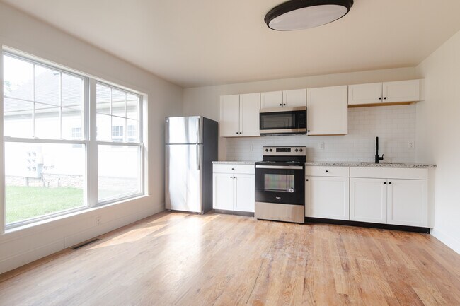 Photo - Peach Alley Commons