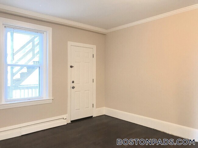 Photo - 286 Revere St Unit 3R